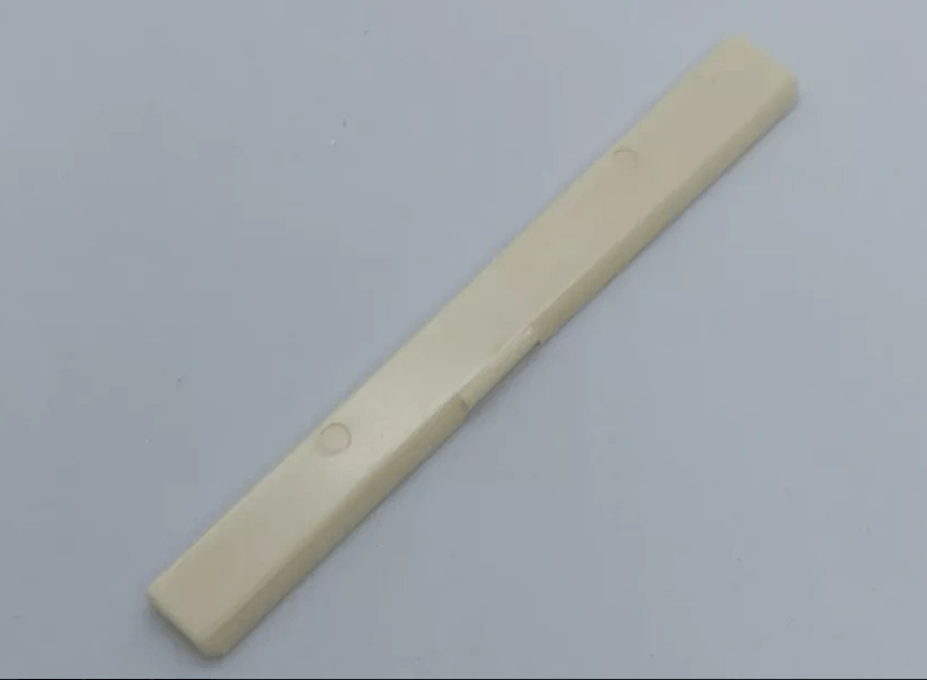 Puente plástico para Guitarra electroacústica - Espacio música